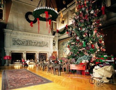 Weekend Get-Aways // 12-1 to 12-2, 2026-Holiday Magic at Biltmore 
